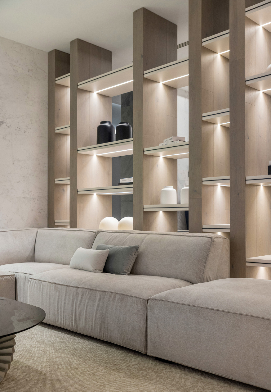 Mobiliario de lujo personalizable diseñado para el interiorismo de viviendas particulares y proyectos de hospitality.